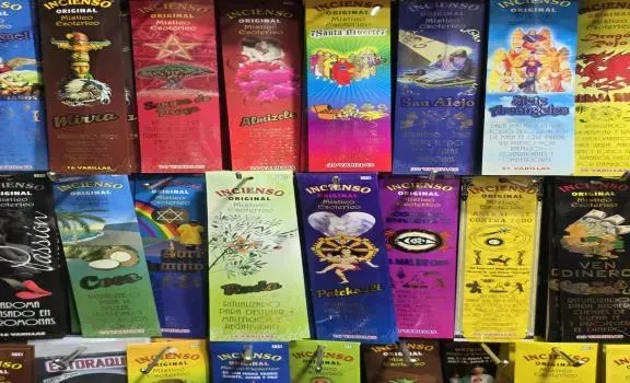 Más que un Aroma: Cómo Elegir el Incienso Correcto para Cada Momento